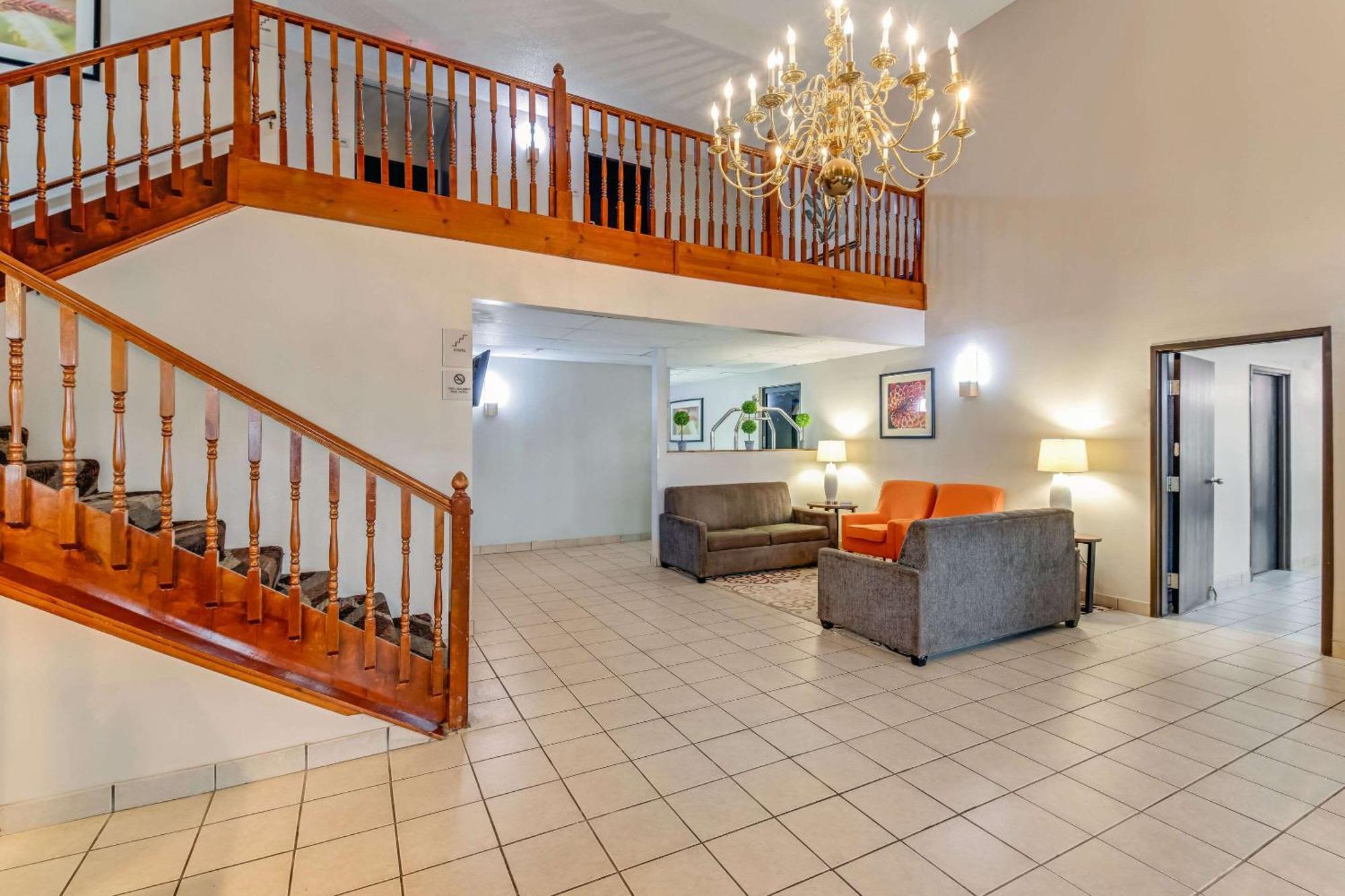 Rodeway Inn Red Oak Экстерьер фото
